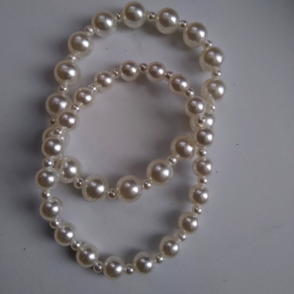 Cute pearl bracelet